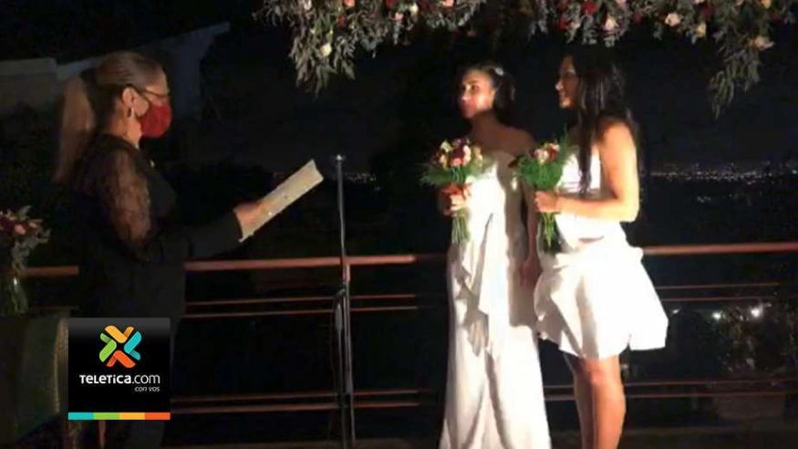 <span>Así ha sido la primera boda lésbica de Costa Rica</span>
