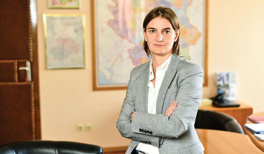 <span>Ana Brnabic, la primera mujer lesbiana que se convierte en primera ministra de Serbia</span>

