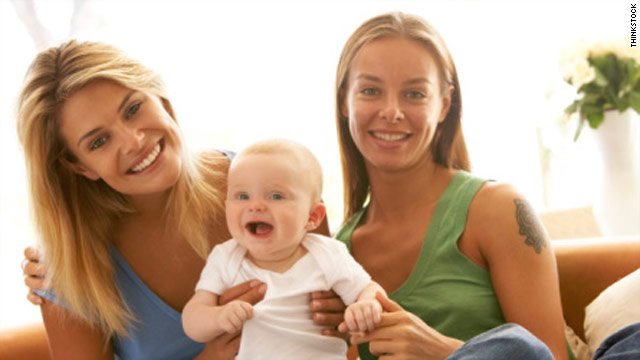 <span>¿Qué opciones tienen las mujeres lesbianas para ser madres?</span>
