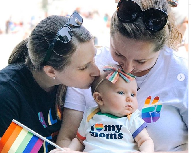 <span>Orgullo LGTB: La lucha de las mujeres lesbianas para lograr ser madres</span>
