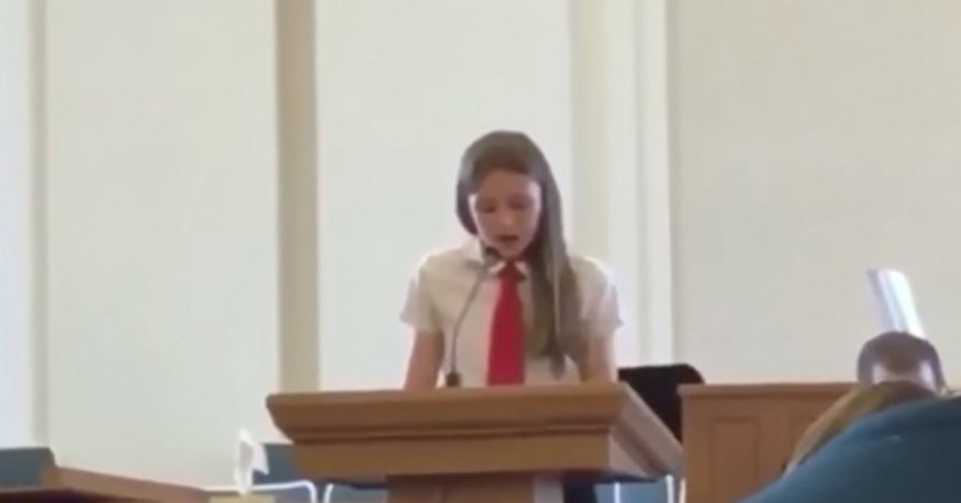 <span>Una niña de 12 años sale del armario dando un discurso en la iglesia y esto es lo que sucede...</span>
