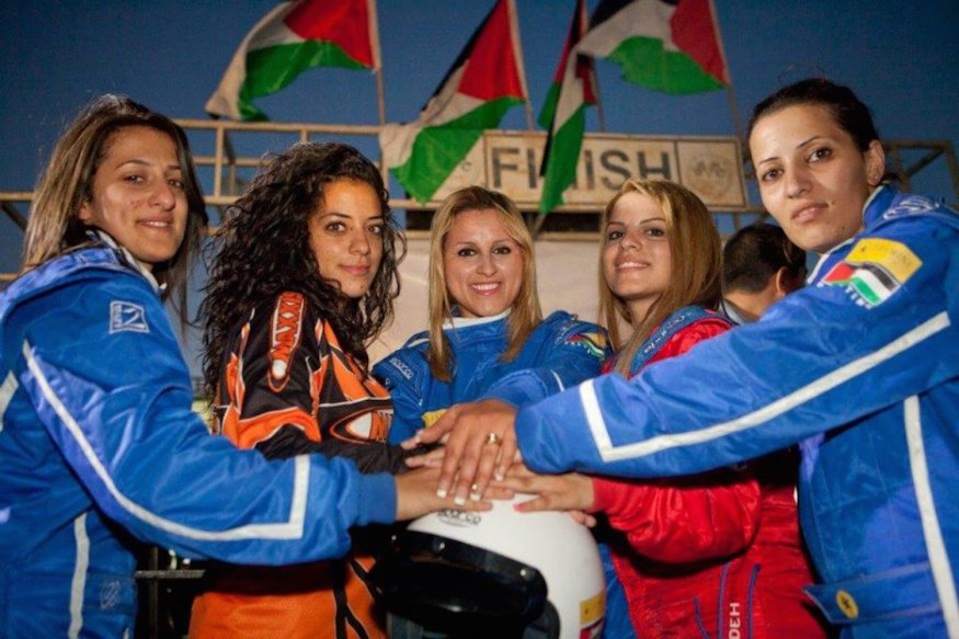 <span>Jóvenes palestinas crean el primer equipo de rallies femenino de Medio Oriente</span>
