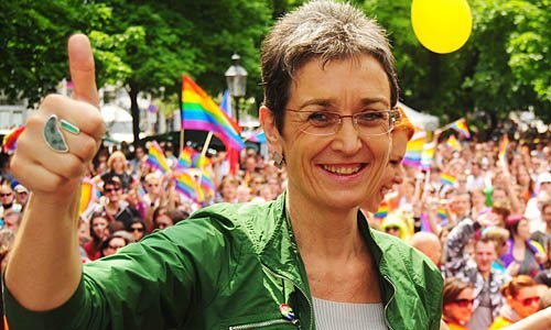<span>Ulrike Lunacek, eurodiputada lesbiana, atacada con ácido en marcha del Orgullo de Viena</span>
