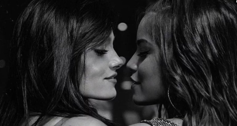 <span>El vídeo lésbico de Oriana Sabatini y la manipulación de la orientación sexual</span>
