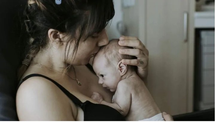 <span>Ser madre lesbiana soltera con donante de esperma: 4 cosas que debes saber</span>
