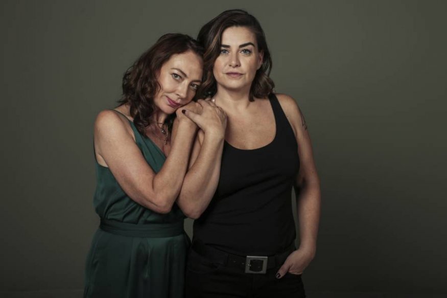 
<span>Ingrid Cruz y Paty Rivadeneira nos hablan de su amor lésbico en la serie Demente</span>
