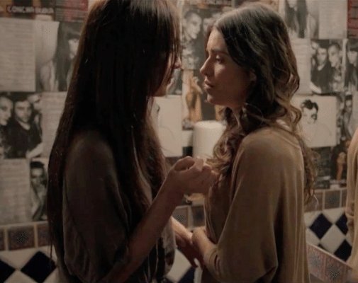 <span>"La Luciérnaga", una historia diferente de amor entre dos mujeres</span>
